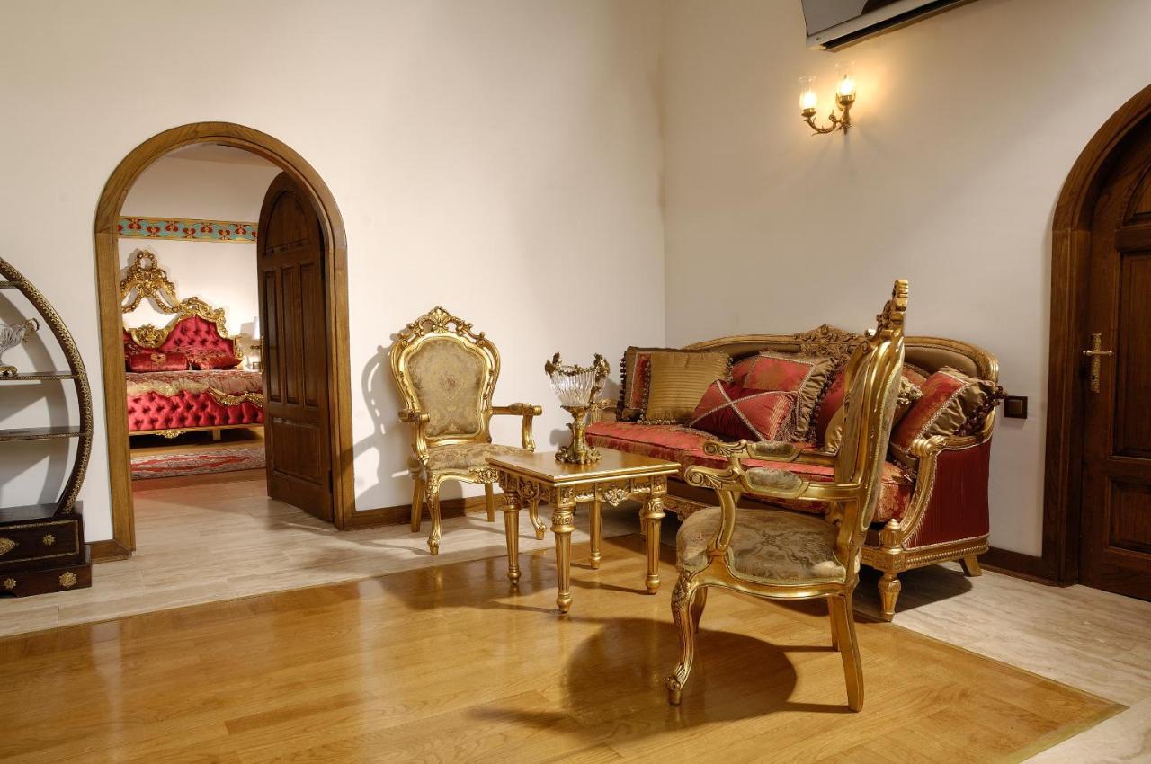 Cesme Kanuni Kervansaray Historical Hotel Exterior photo